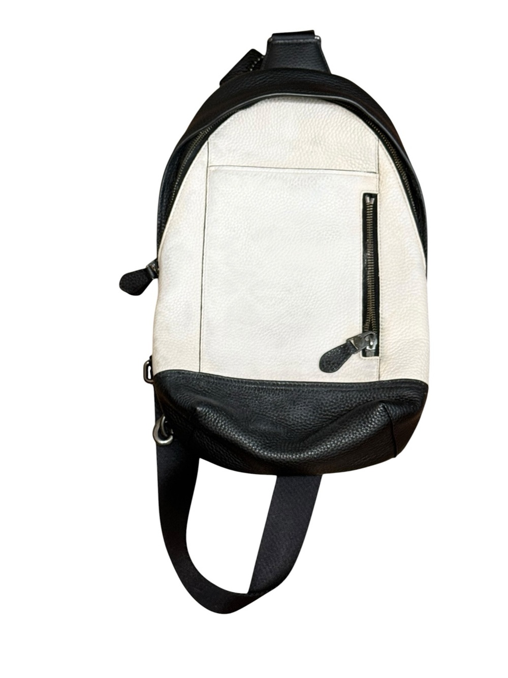 Coach Manhattan Sling Pack bag black & white pebbled leather color block Murse